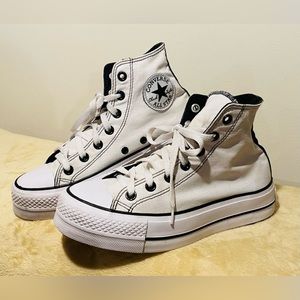 Converse ~Unisex Chuck All Star White Sneakers Size Men 5  women 7